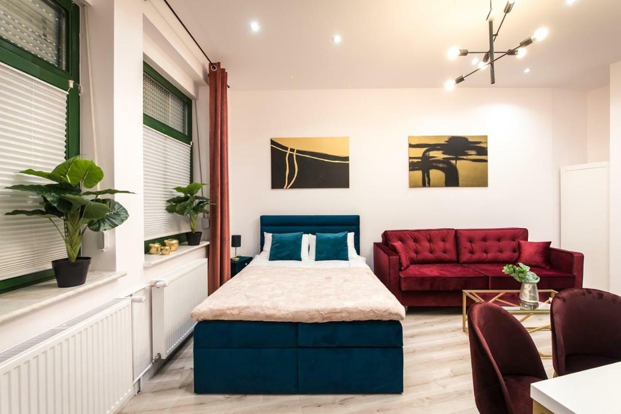 Golden Moonlight Apartment Zielona Gora  Exterior photo